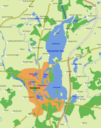 Schwerin on Lake Schwerin (Schweriner See), subdivided into Outer Lake (Außensee) and Inner Lake (Innensee) by Paul's Dam (Paulsdamm)