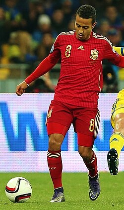Thiago playing for Spain in October 2015