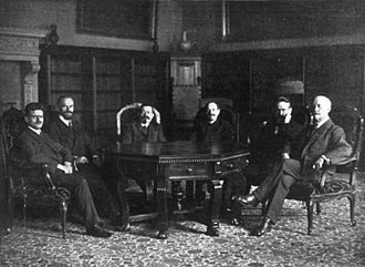 The Council of the People's Deputies. From left to right: Barth, Landsberg, Ebert, Haase, Dittmann, Scheidemann