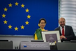 The ceremony of the Sakharov Prize awarded to Aung San Suu Kyi by Martin Schulz, in 2013