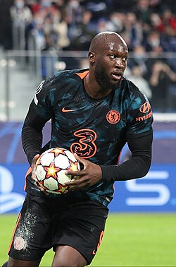 Lukaku playing for Chelsea in 2021
