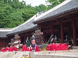 Performance of Jongmyo Jeryeak, May 2007.