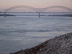 The Hernando de Soto Bridge in Memphis, Tennessee (2009)