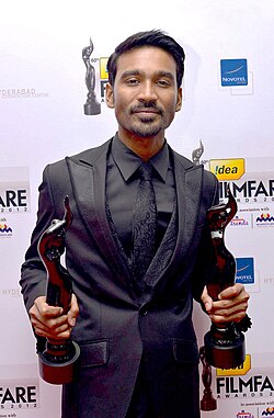 Dhanush at 60th South Filmfare Awards 2013