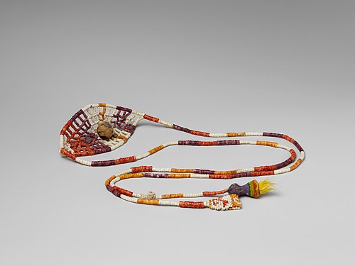 Chimú or Chancay sling shot with shells made of shell, wool, cotton, and beads – fourteenth-fifteenth century Metropolitan Museum of Art