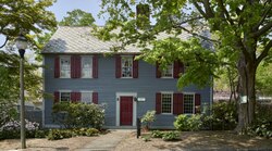 The Stockbridge House on the campus of the university is the oldest house in the city of Amherst, built in 1728.