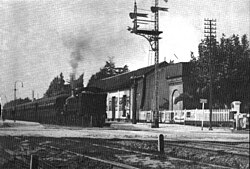 A train stopped at Belgrano R station, c. 1930