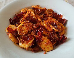 Pasta con i peperoni cruschi, a traditional dish from Basilicata