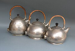 Three versions of the famous water kettle: 1,75L 1,25L and 0,75L