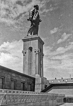 Lenin Monument on Yerevan's Lenin Square (today Republic Square)