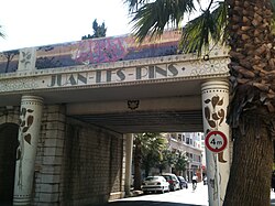 Railway bridge on Ave. Amiral Courbet, Juan les Pins