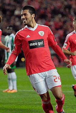 Garay with Benfica in 2011
