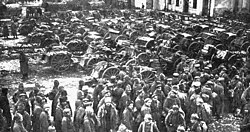 Russian POWs and equipments which were captured by Germany after the Battle of Tannenberg, a major disaster for Russia