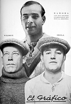 Ricardo Zamora, with two Argentine goalkeepers on the cover of El Gráfico in 1926