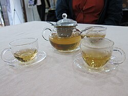 Seombaengnihyang-cha (Ulleungdo thyme tea)