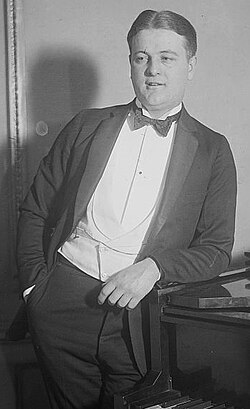 Gene Austin