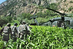 US Army 10th Mountain Division Soldiers medically evacuating in Nuristan, Province, 2009
