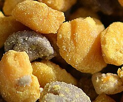 Frozen bee pollen