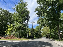 Colonial Road, one of the busiest roads within Thomaston, in 2022