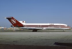 A Qatar Airways Boeing 727-200 at Dubai International Airport in 1996