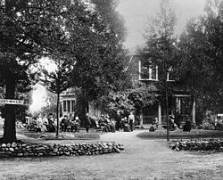 Glen-Holly Hotel, Hollywood's second hotel, at the corner of what is now Yucca Street, was built in the 1890s.