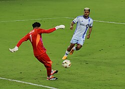 Martínez scoring against Pedro Gallese for CF Montréal in 2024