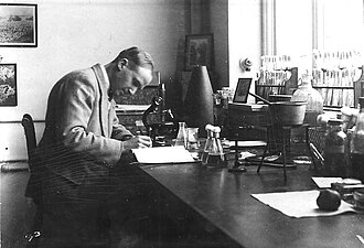 Lawrence Ogilvie in his laboratory