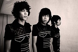Members of Bunkface. From left to right: Sam, Youk, and Paan.