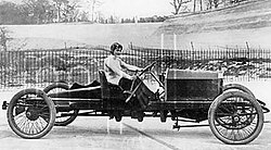 Dorothy Levitt, in a 19 kW (26 hp) Napier, at Brooklands, England, in 1908