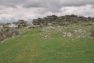Daorson, Bosnia, built around a prehistoric central fortified settlement or acropolis (existed there cca. 17/16th c. to the end of the Bronze Age, cca. 9/8th c. BCE), surrounded by cyclopean walls (similar to Mycenae) dated to the 4th c. BCE.[54][55]