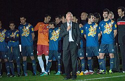 Cruyff with the Catalonia football team in January 2013