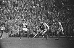Coen Dillen playing for PSV in 1959. He scored 288 league goals for PSV, including 43 in the 1956–57 season – a domestic record until this day.