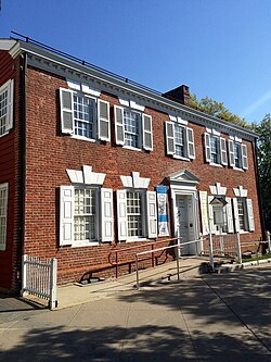 Bainbridge House, the location of the library from 1909 through 1966
