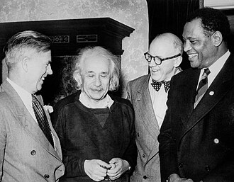 Robeson (far right) with Henry A. Wallace, Albert Einstein and Frank Kingdon at Einstein's home in Princeton, New Jersey, September 21, 1947