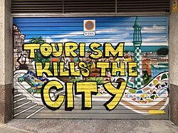 Street art rejecting tourists