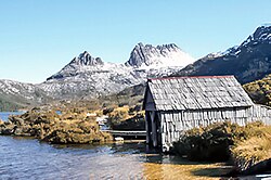 Snow on Cradle Mountain