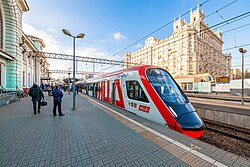 An EG2Tv train arriving at the Moscow Belorussky railway station