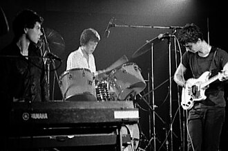 Talking Heads combined funk with elements of art rock.