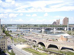 The Stone Arch Bridge, the Third Avenue Bridge and the Hennepin Avenue Bridge in Minneapolis (2004)