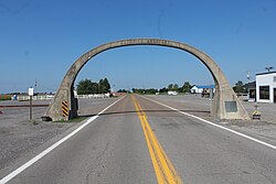 The US 61 arch at the Arkansas-Missouri border