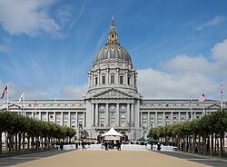 San Francisco City Hall, built 1913–16 and designed by Arthur Brown Jr.