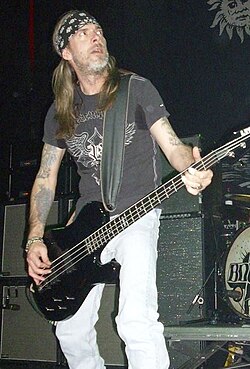 Rex Brown joined the band in 1999.