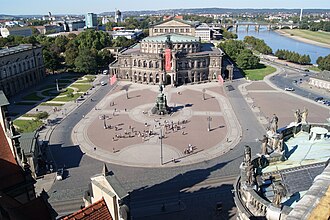 Semperoper with the Theatre Square, 2011