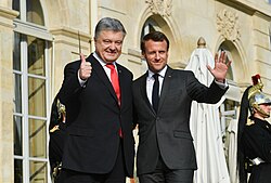 Poroshenko with French President Emmanuel Macron in Paris, 12 April 2019
