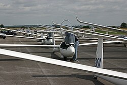 Gliders at the 2004 Standard Class Nationals race