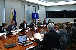 Prime minister Mariano Rajoy chairing a CPE meeting in 2018