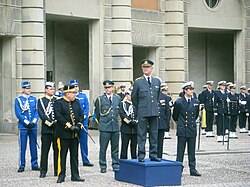 The Swedish monarch (King Carl XVI Gustaf) is no longer the commander-in-chief of the Swedish Armed Forces, although he continues to receive treatment befitting a head of state.
