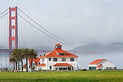 Station Fort Point (2015)