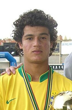 Coutinho with the Brazil national under-15 team in 2007
