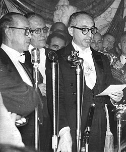 Frondizi giving the first inauguration speech.